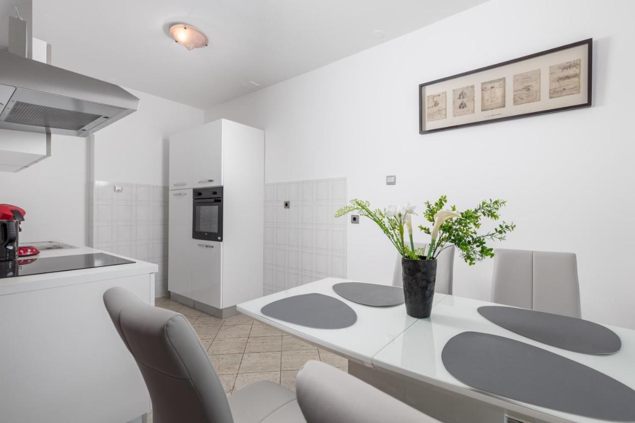 Apartment Kvarner View コストレナ エクステリア 写真